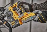 Аккумуляторный перфоратор DEWALT DCH273P1T, 18 В, 2.1 Дж, 4600 уд/мин, с АКБ 5 Ач и ЗУ, в кейсе TSTAK (DCH273P1NT-XJ)