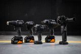 Аккумуляторный набор DEWALT McLaren Limited Edition DCK5222MP3T, 18 В: 5 инструментов, с 3 АКБ 5 Ач и ЗУ, в 2 кейсах TSTAK