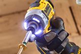 Аккумуляторный шуруповерт DEWALT DCF860E2T, 18 В, 282 Нм, 4500 уд/мин, с 2 АКБ 1.7 Ач и ЗУ, в кейсе TSTAK (DCF860E2T-QW)