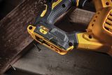 Аккумуляторная сабельная пила DEWALT DCS386P1T, 18/54 В, 3000 ход/мин, 28.6 мм, с АКБ 5 Ач и ЗУ, в кейсе TSTAK (DCS386P1NT-XJ)