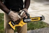 Аккумуляторная цепная пила DEWALT DCMPS520N, 18 В, 20 см, 8.6 м/с, без АКБ и ЗУ (DCMPS520N-XJ)