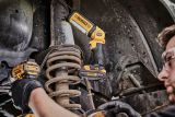 Аккумуляторный фонарь DEWALT DCL050P1, 18 В, 500 лм, с АКБ 5 Ач и ЗУ (DCL050P1-XJ)
