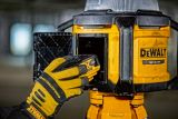 Аккумуляторный фонарь DEWALT DCL074P1, 18 В, 5000 лм, с АКБ 5 Ач и ЗУ (DCL074P1-XJ)