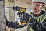 Аккумуляторный набор DEWALT DCK2026P2T, 18 В: дрель-шуруповерт DCD805 + УШМ DCG405, с 2 АКБ 5 Ач и ЗУ, в кейсе TSTAK