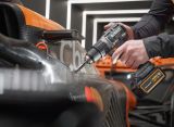 Ударная дрель-шуруповерт DEWALT McLaren Limited Edition DCD85MNT, 18 В, 2000 об/мин, без АКБ и ЗУ, в кейсе TSTAK