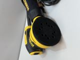 Эксцентриковая шлифмашина DEWALT DWE6423, 280 Вт, 125 мм, 12000 кол/мин, (УЦЕНЕННЫЙ ТОВАР)