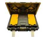 Ящик для инструмента DEWALT TOUGHSYSTEM DS150 (УЦЕНЕННЫЙ ТОВАР) (1-70-321/U)