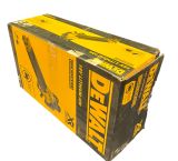 Аккумуляторная воздуходувка DEWALT DCMBL562N, 18 В, 764 м³/ч, без АКБ и ЗУ (УЦЕНЕННЫЙ ТОВАР) (DCMBL562N-XJ/U)