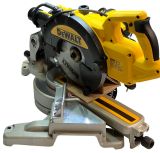 Торцовочная пила DEWALT DWS773, 1300 Вт, 216 мм, 4600 об/мин (DWS773-QS/U1), уцененный товар