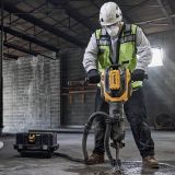 Аккумуляторный отбойный молоток DEWALT DCH966Z2, 54 В, 41 Дж, 1080 уд/мин, с 2 АКБ 5 Ач и ЗУ (DCH966Z2-QW)
