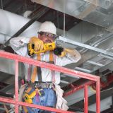 Аккумуляторная угловая шлифмашина DEWALT DCG412P1T, 18 В, 125 мм, 7000 об/мин, с АКБ 5 Ач и ЗУ, в кейсе TSTAK (DCG412P1NT-XJ)