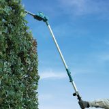 Набор: аккумуляторный штанговый кусторез Makita UN460WDWA c АКБ и ЗУ + аккумуляторный воздуходув Makita UB101DZ