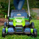 Аккумуляторная газонокосилка Greenworks GD60LM61, 60 В, 61 см, 65 л, 4500 об/мин, 2519107