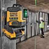 Аккумуляторный лазерный нивелир DEWALT DCLE34031D1, 18 В, зеленый луч, 40 м, с АКБ 2 Ач и ЗУ, в кейсе (DCLE34031D1-QW)
