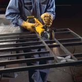 Аккумуляторная угловая шлифмашина DEWALT DCG412P1, 18 В, 125 мм, 7000 об/мин, с АКБ 5 Ач и ЗУ (DCG412P1N-XJ)