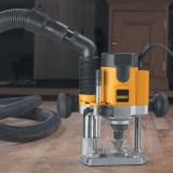 Вертикальный фрезер DEWALT DW621K, 1100 Вт, 24000 об/мин, 55 мм, в кейсе (DW621K-QS)