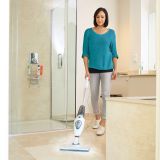 Пароочиститель с защитой от накипи BLACK+DECKER FSM1605, 1300 Вт