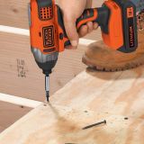 Аккумуляторный ударный винтоверт BLACK+DECKER BDCIM18N, 18В, без аккумулятора и з\у