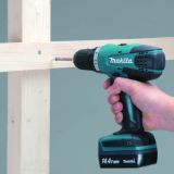 Аккумуляторная дрель-шуруповерт Makita DF347DWE, с 2 АКБ 1.5 Ач и ЗУ, в кейсе