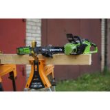 Цепная пила аккумуляторная Greenworks, 40V, 40 см, бесщеточная, до 1,8 КВт, с 1хАКБ 2Ач и ЗУ, 2005807UA
