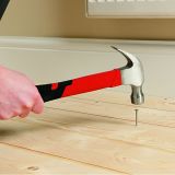 Молоток fiberglass с гвоздодером BLACK+DECKER, 450г.