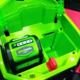 Аккумуляторная газонокосилка Greenworks, 40 В, 46 см, 55 л, c АКБ 4 Ач и ЗУ, 2506807UB