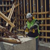 Аккумуляторный гайковерт DEWALT DCF964H2G, 18 В, 2576 Нм, 2015 уд/мин, с 2 АКБ 5 Ач и ЗУ, в чехле (DCF964H2G-QW)