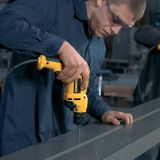 Безударная дрель DEWALT, 701 Вт, 2500 об/мин, DWD112S