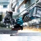 Аккумуляторная угловая шлифмашина Makita GA005GU201, 40 В, 125 мм, 8500 об/мин, с 2 АКБ 4 Ач и ЗУ, в кейсе MakPac
