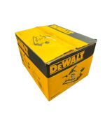 Дисковая пила DEWALT DWE5615, 1500 Вт, 190 мм, 5500 об/мин, (УЦЕНЕННЫЙ ТОВАР) (DWE5615-QS/U)