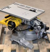 Комбинированная торцовочная пила DEWALT D27113, 1600 Вт, 305 мм, 3300 об/мин, (УЦЕНЕННЫЙ ТОВАР) (D27113-QS/U3)