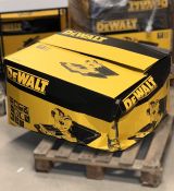 Пила дисковая DEWALT D24000, 1600 Вт, 250 мм, 4200 об/мин, (УЦЕНЕННЫЙ ТОВАР) (D24000-QS/U3)
