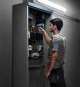 Аккумуляторный ударный шуруповерт/гайковерт Bosch  GDR 120-LI, АКБ 2.0 Ah, З/У, кейс, 06019F0007