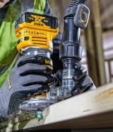 Аккумуляторный вертикальный фрезер DEWALT DCW604P2, 18 В, 25500 об/мин, 55 мм, с 2 АКБ 5 Ач и ЗУ, в кейсе TSTAK (DCW604P2-QW)