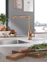 Смеситель для кухни GROHE Essence с поворотным изливом, теплый закат глянец (30269DA0)