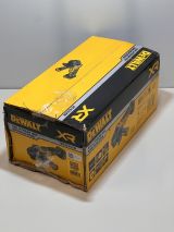 Угловая шлифмашина DEWALT DCG405N, 18 В, 125 мм, 9000 об/мин, без АКБ и ЗУ (УЦЕНЕННЫЙ ТОВАР) (DCG405N-XJ/U2)