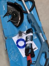 Аккумуляторный триммер Makita DUR193Z, 18 В, 7800 об/мин, без АКБ и ЗУ (УЦЕНЕННЫЙ ТОВАР) (DUR193Z/BU1)