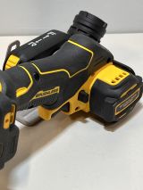 Аккумуляторная отрезная машина DEWALT DCS438N, 18 В, 76 мм, 20000 об/мин, без АКБ и ЗУ (УЦЕНЕННЫЙ ТОВАР) (DCS438N-XJ/U)