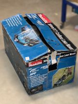 Аккумуляторная газонокосилка Makita DLM382Z, 18 В, 3700 об/мин, 40 л, без АКБ и ЗУ (УЦЕНЕННЫЙ ТОВАР) (DLM382Z/BU)