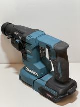 Аккумуляторный перфоратор Makita с системой пылеудаления DX16, 40 В, 2.1 Дж, 5000 уд/мин, с 2 АКБ 2.5 Ач и ЗУ, в кейсе (УЦЕНЕННЫЙ ТОВАР) (HR010GD201/BU)