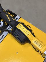 Аккумуляторный триммер DEWALT DCMST561N, 18 В, 6000 об/мин, без АКБ и ЗУ (УЦЕНЕННЫЙ ТОВАР) (DCMST561N-XJ/BU)