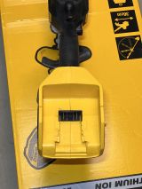 Аккумуляторный триммер DEWALT DCMST561N, 18 В, 6000 об/мин, без АКБ и ЗУ (УЦЕНЕННЫЙ ТОВАР) (DCMST561N-XJ/BU)