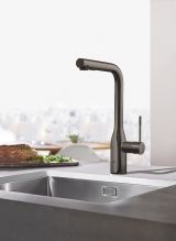 Смеситель для кухни GROHE Essence с вытяжным душем, темный графит глянец (30270A00)