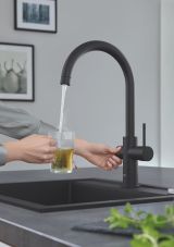 Комплект для кухни GROHE Red Duo II с бойлером M-size, смеситель с C-образным изливом, черный бархат (30083KS1)