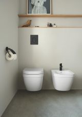 Держатель для туалетной бумаги GROHE Essentials с крышкой, матовый черный (1024652430)