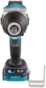 Аккумуляторный гайковерт Makita DTW700RT1J, 18 В, 1000 Нм, 2700 уд/мин, с 2 АКБ 5 Ач и ЗУ, в кейсе MakPac