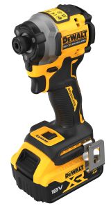 Аккумуляторный шуруповерт DEWALT DCF850P2T, 18 В, 206.2 Нм, 3800 уд/мин, с 2 АКБ 5 Ач и ЗУ, в кейсе TSTAK (DCF850P2T-QW)